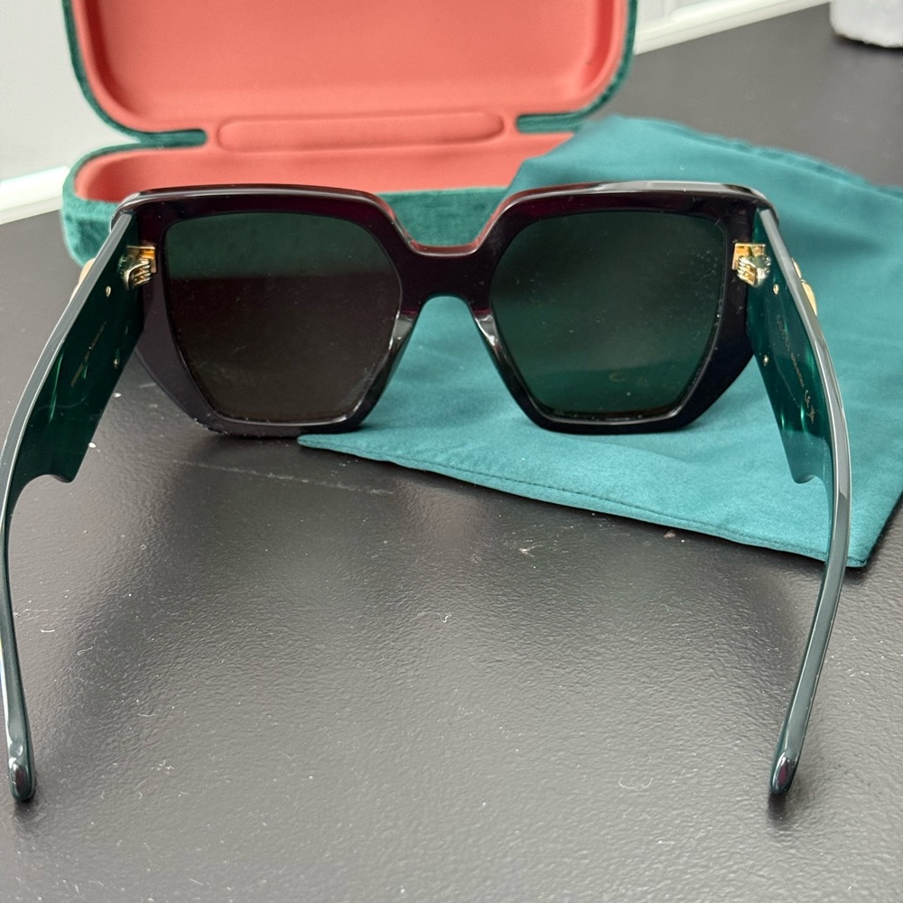 GUCCI NEW 52mm Square Sunglasses - Picture 14 of 15